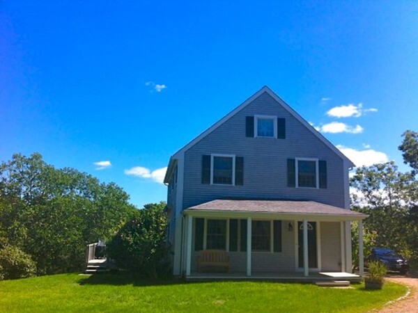 196 Vineyard Meadow Farms Rd in West Tisbury, MA - Building Photo