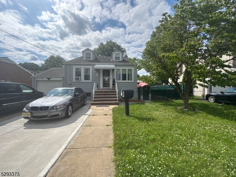 228 Rosewood Terrace in Linden, NJ - Building Photo