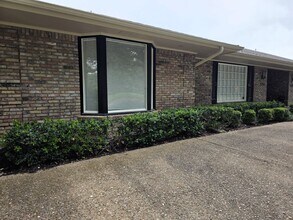 3202 Overton Park Dr W in Fort Worth, TX - Building Photo - Building Photo