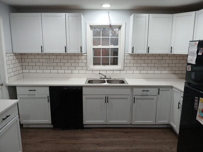 property at 2008 N New York Ave