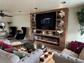 16107 Sheldon Ridge Way in Houston, TX - Building Photo - Building Photo