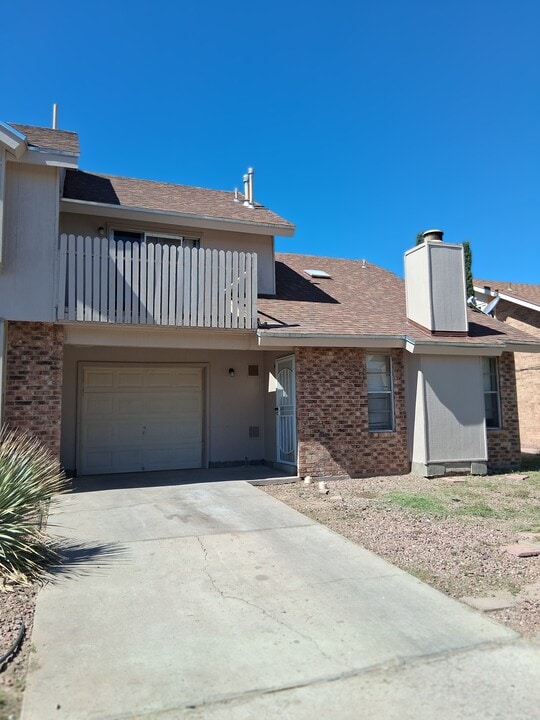 3119 Voss Dr, Unit A in El Paso, TX - Building Photo