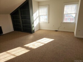 6 Willow Ave in Cornwall, NY - Building Photo - Building Photo