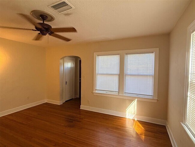 3610 Dartmouth Ave N in St. Petersburg, FL - Building Photo - Building Photo