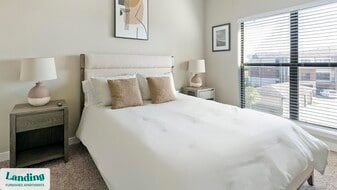 1002 Katy Gap Rd, Unit 432 in Katy, TX - Building Photo