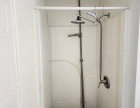 7001 Rogue River Hwy in Grants Pass, OR - Building Photo - Building Photo