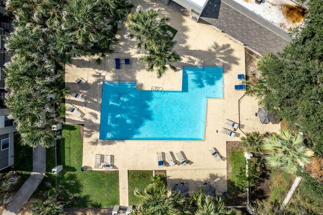 ParkVista Apartments in San Antonio, TX - Foto de edificio - Building Photo