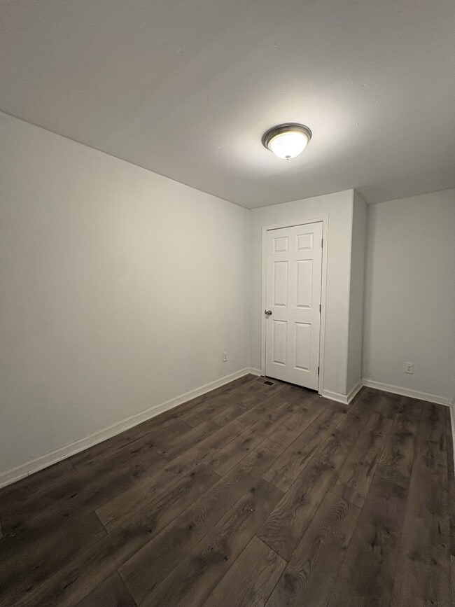 2542 Cecil B. Moore Ave in Philadelphia, PA - Building Photo - Building Photo