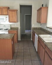 15425 N 172nd Dr in Surprise, AZ - Building Photo - Building Photo