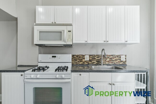 3343 Avondale Ave in Baltimore, MD - Building Photo - Building Photo