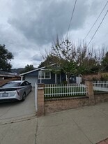 7617 Wentworth St in Tujunga, CA - Building Photo