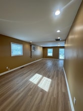 1204 N 6th St in Champaign, IL - Building Photo - Building Photo