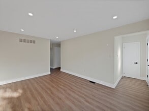 167 Rosedale Ave in Hamilton, ON - Building Photo - Building Photo