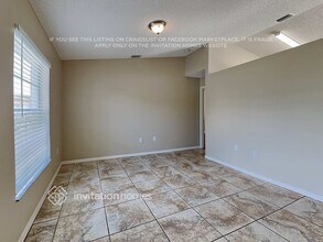 1718 Hazelton St NW in Palm Bay, FL - Foto de edificio - Building Photo