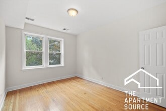 3428 W Parker Ave, Unit 2 in Chicago, IL - Building Photo - Building Photo