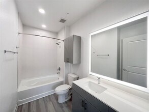 3636 W Dallas St in Houston, TX - Foto de edificio - Building Photo