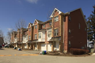 Maplewood Townhomes in Markham, ON - Building Photo - Building Photo