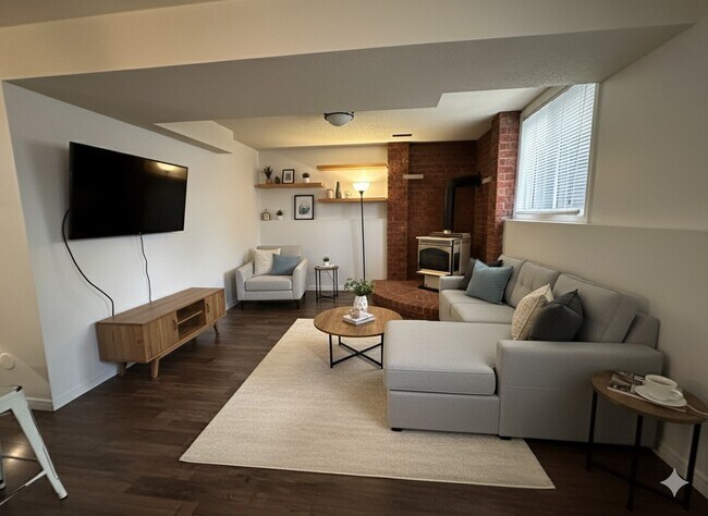 70 Wendy Crescent in Kitchener, ON - Building Photo - Building Photo