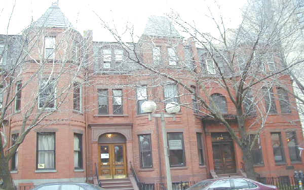 256 W Newton St in Boston, MA - Foto de edificio - Building Photo