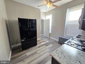 1315 N 60th St, Unit Unit 3 in Philadelphia, PA - Building Photo - Building Photo