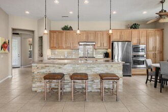 9 Shoreline Dr in Rancho Mirage, CA - Building Photo - Building Photo