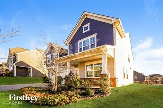 205 Falls Cove Dr in Troutman, NC - Foto de edificio - Building Photo