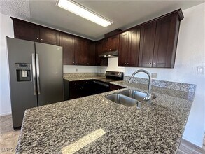 2687 Alicialynn Way in Las Vegas, NV - Building Photo - Building Photo