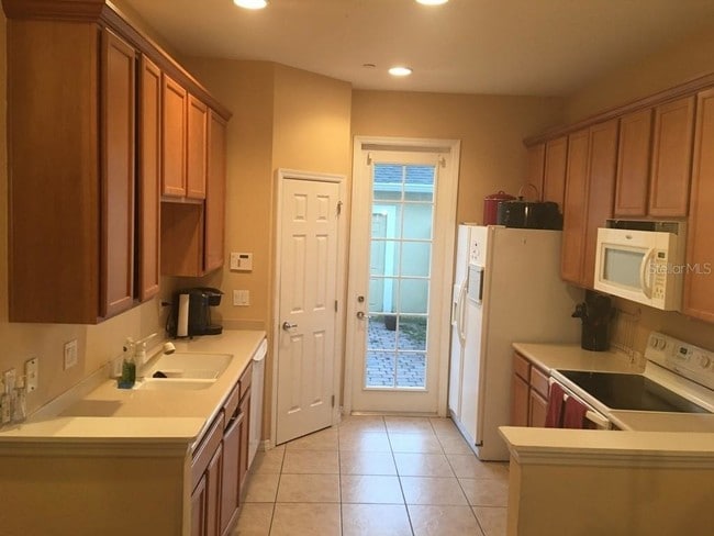 9735 Fenrose Terrace in Orlando, FL - Building Photo - Building Photo