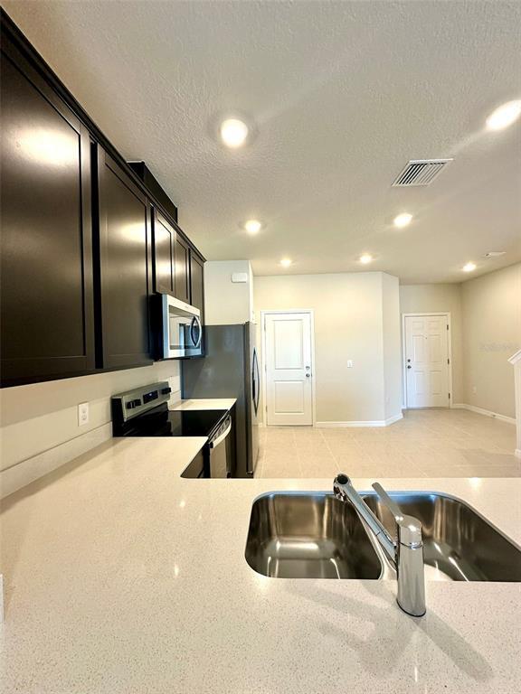 4216 Chester Spgs Blvd in Davenport, FL - Building Photo - Building Photo