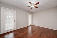 10615 Briar Forest Dr photo'