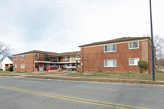 Ferndale House Apartments in Ferndale, MI - Building Photo - Building Photo