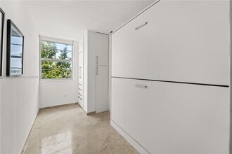 5640 Collins Ave in Miami Beach, FL - Building Photo - Building Photo