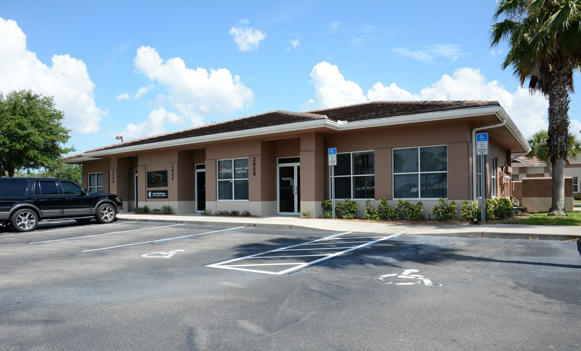 2800 Manatee Ave E in Bradenton, FL - Foto de edificio