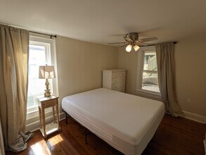 30 Woodrow Ave in Asheville, NC - Building Photo - Building Photo