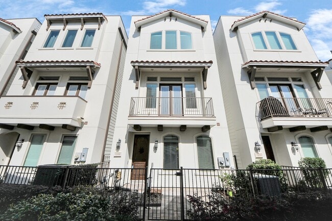 property at 1265A Bonner St