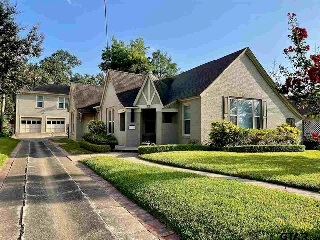 property at 328 Mockingbird Ln