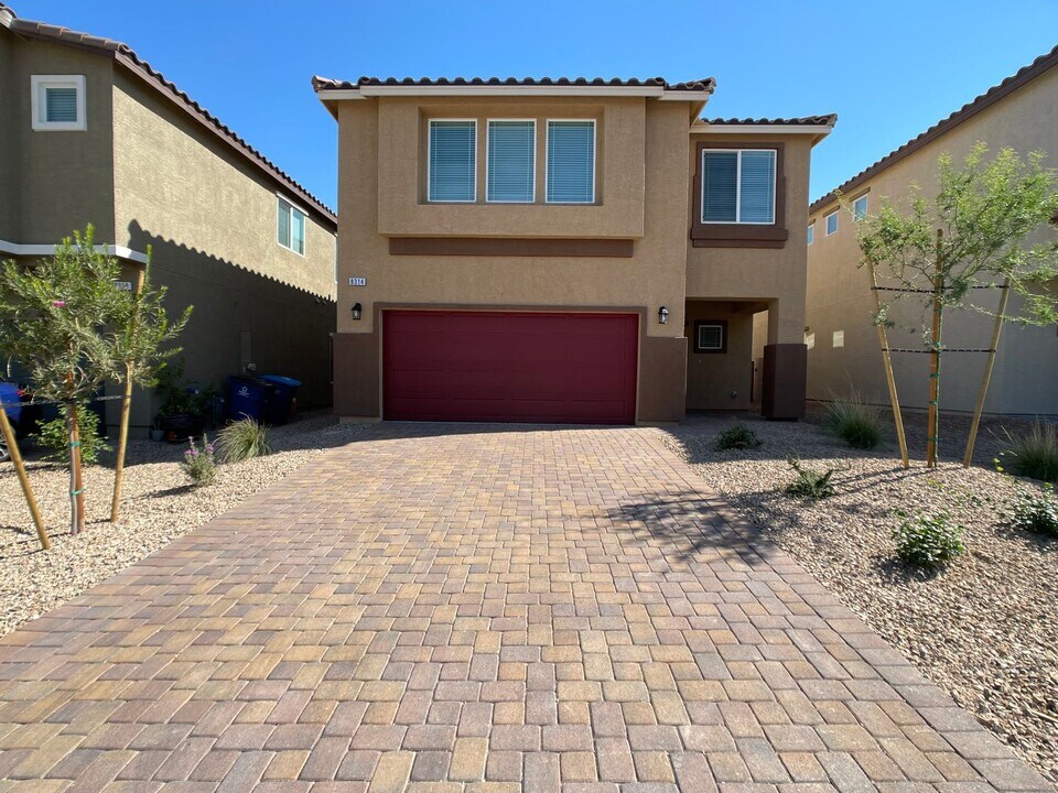 8314 Palladium St in Las Vegas, NV - Building Photo
