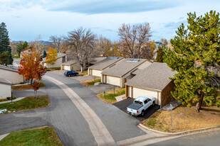 Meadow Creek in Lakewood, CO - Foto de edificio - Building Photo