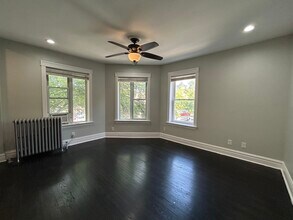 4301 W Wrightwood Ave, Unit 2 in Chicago, IL - Building Photo - Building Photo