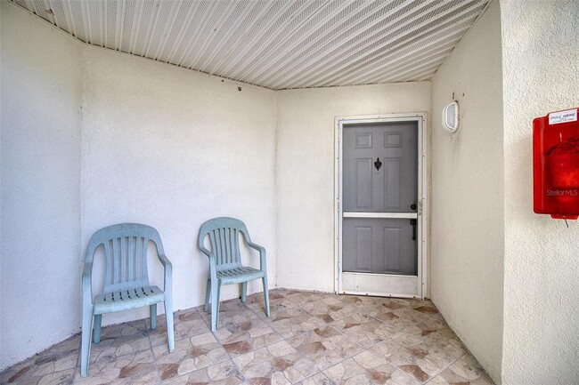 6059 Bahia Del Mar Blvd S in St. Petersburg, FL - Building Photo - Building Photo