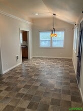 1020 NE 12th St in McMinnville, OR - Building Photo - Building Photo