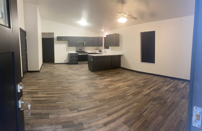 6886 W Lilly Pad Cir in Wasilla, AK - Building Photo - Building Photo