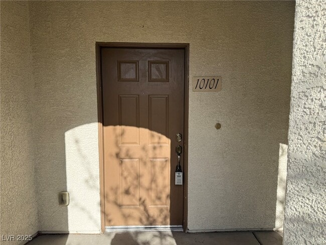 property at 50 Aura de Blanco St