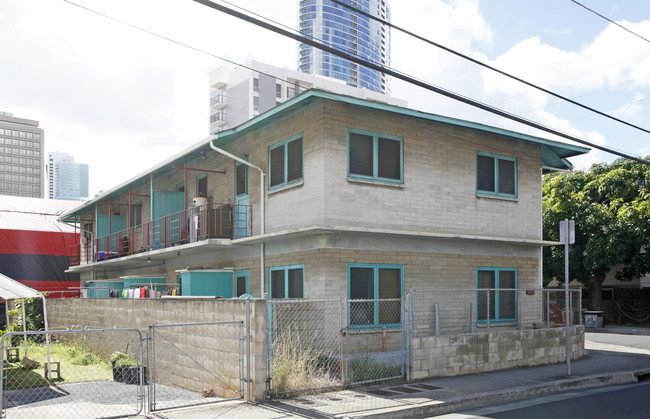 1225 Rycroft St in Honolulu, HI - Building Photo - Building Photo