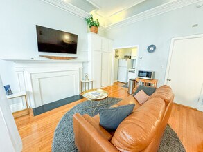 337 Beacon St in Boston, MA - Building Photo - Building Photo