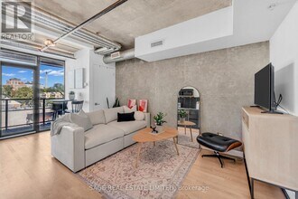 109 Wolseley St in Toronto, ON - Building Photo - Building Photo