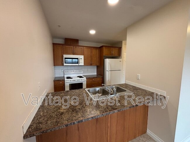 property at 598-598 Sutherland Ave