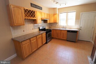 1818 S 18th St in Philadelphia, PA - Building Photo - Building Photo