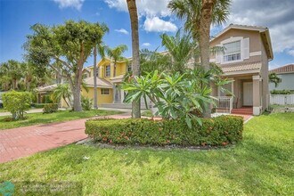 5418 Sunseeker Blvd in Greenacres, FL - Building Photo - Building Photo