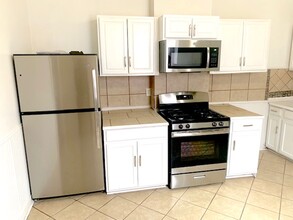 1834 Dante St, Unit 1834 in New Orleans, LA - Foto de edificio - Building Photo